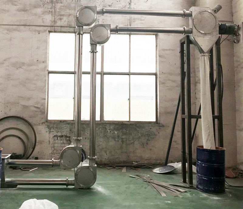 管鏈輸送機作為一種新型的物料輸送設備具有許多優(yōu)勢